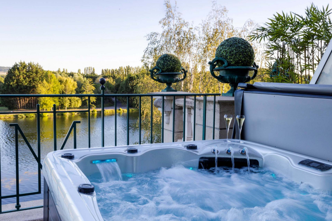 Les plus belles suites et chambres d'hôtel avec jacuzzi privatif et privé
